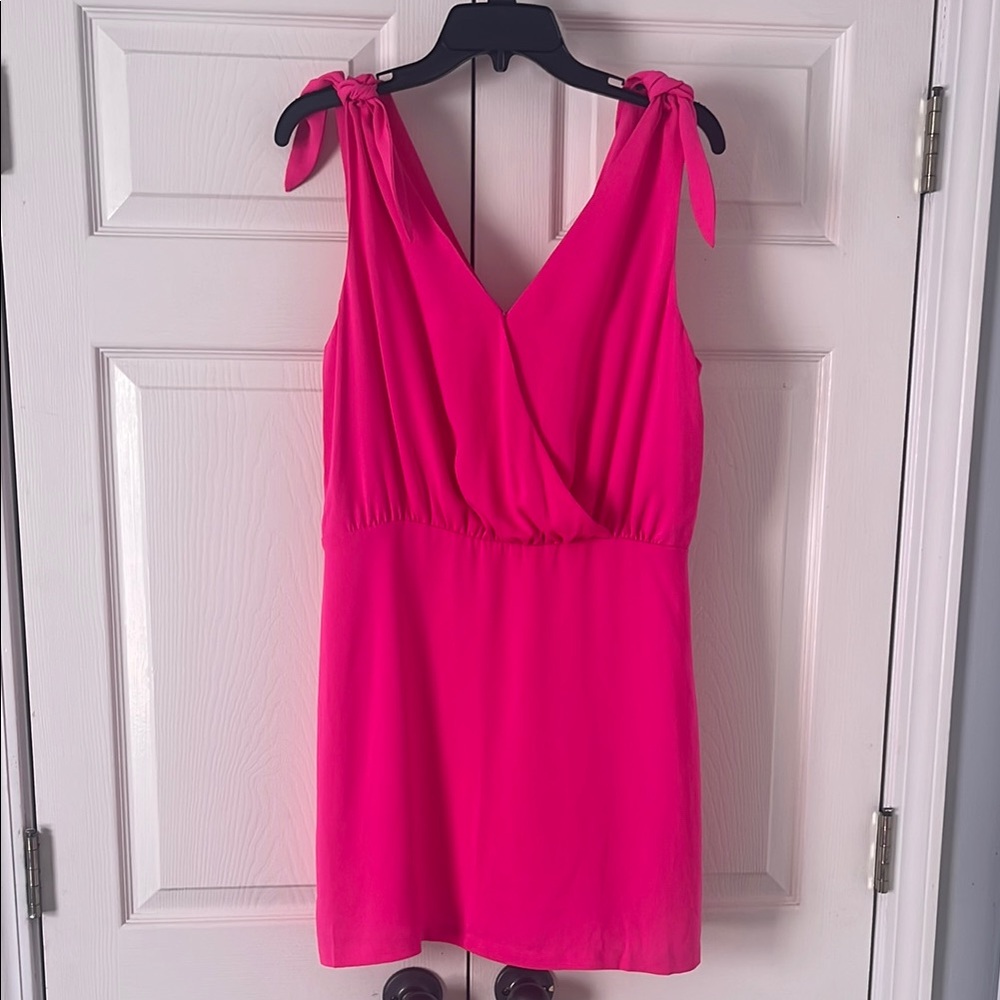 Elegant Pink Sleeveless Dress
